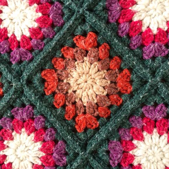 Anerican Vintage Handmade Crochet squares blanket cottage core size 114"x60" - Picture 12 of 12